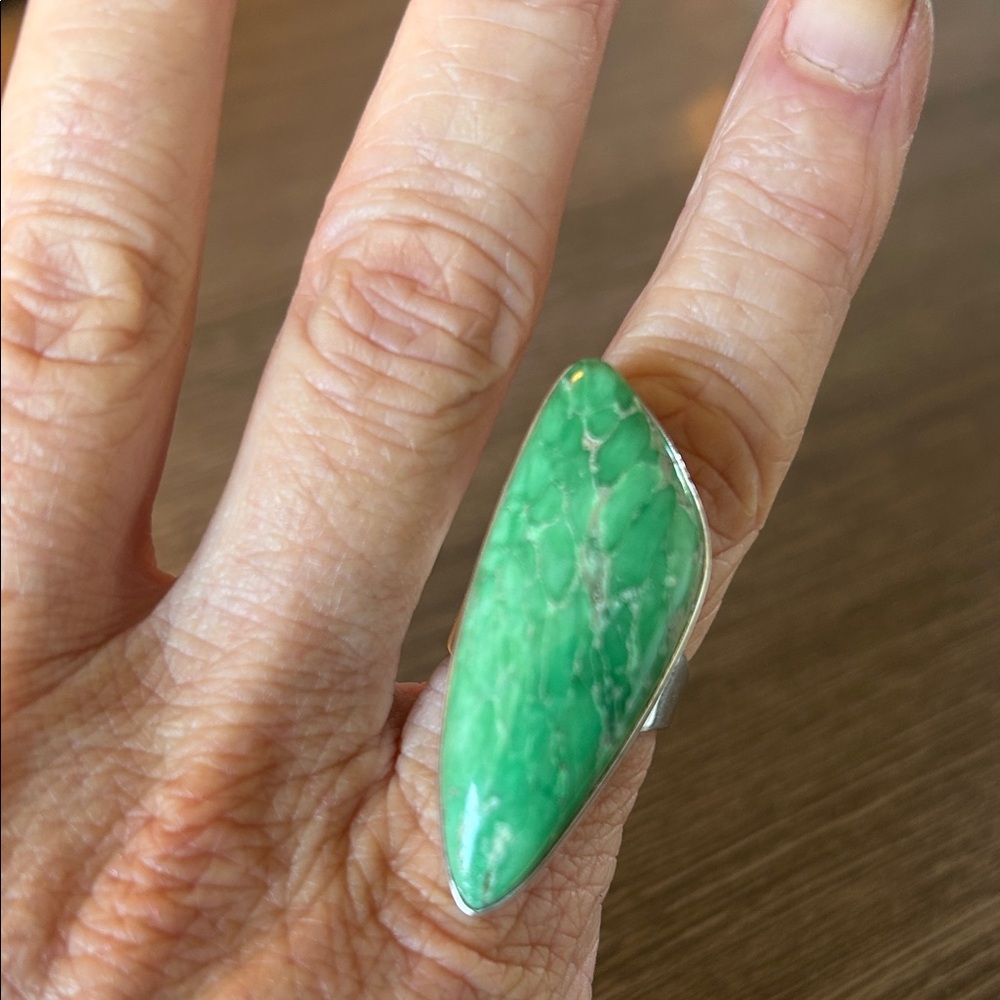 Unique Green Turquoise Stone Sterling Silver Women's Ring - Rare! - Picture 2 of 10